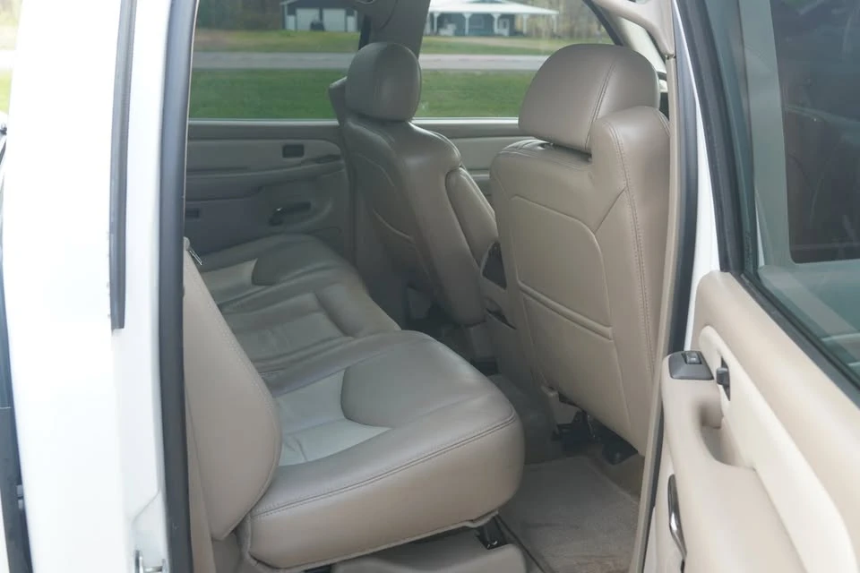 2005 GMC Sierra 2nd Gen - Image 13 of 20