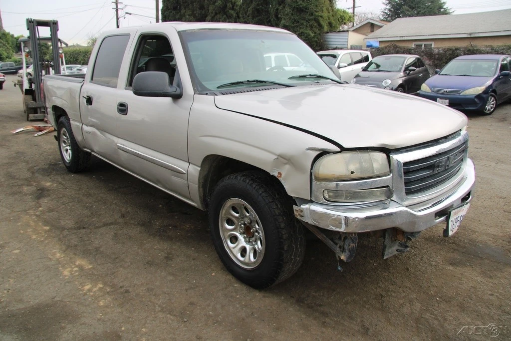 2005 GMC Sierra 1st Gen - Image 8 of 21