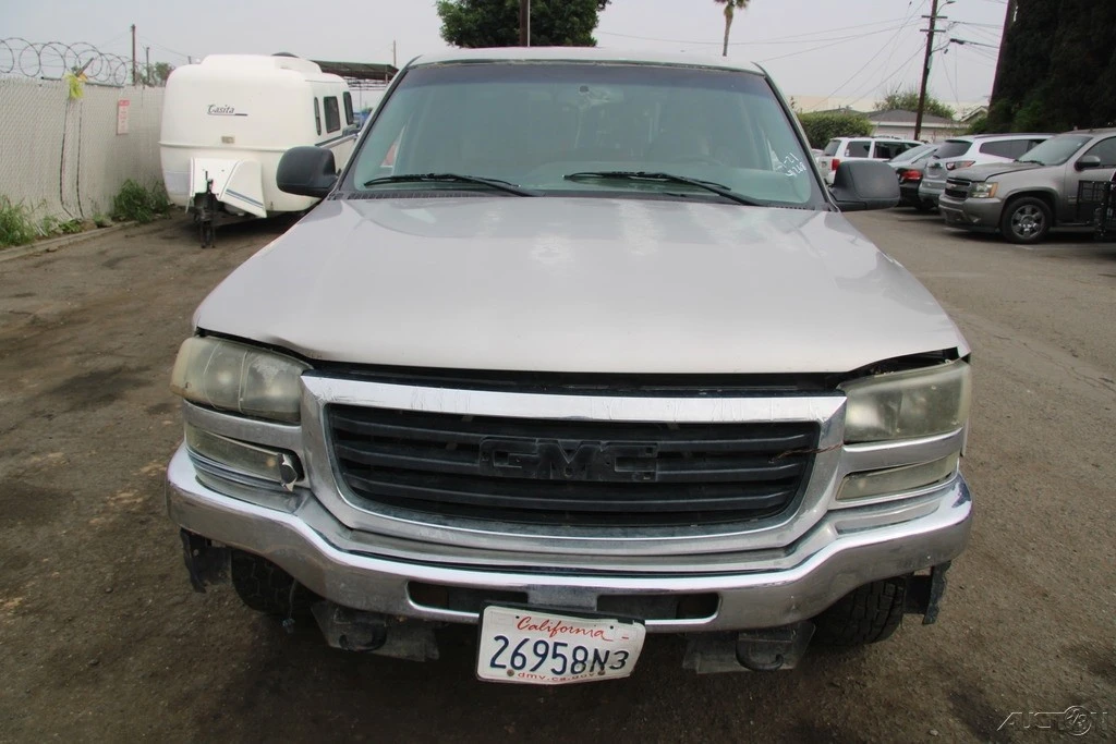 2005 GMC Sierra 1st Gen - Image 9 of 21
