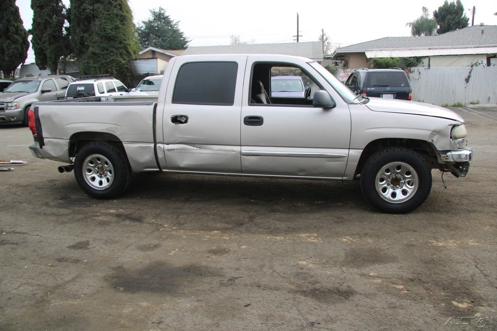2005 GMC Sierra 1st Gen - Image 7 of 21