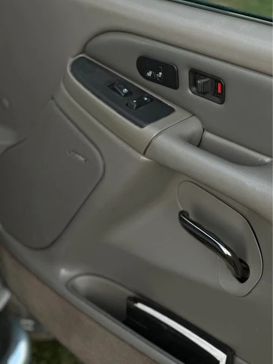 2005 GMC Sierra 2nd Gen - Image 12 of 15