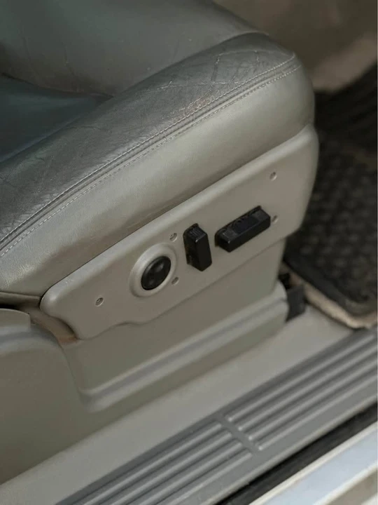 2005 GMC Sierra 2nd Gen - Image 13 of 15