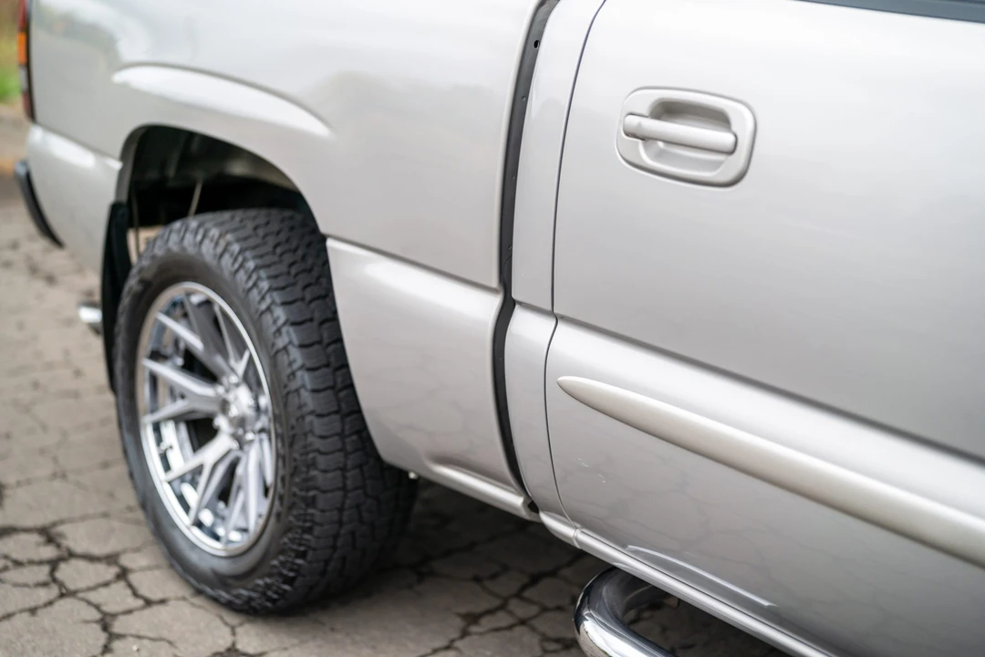 2005 GMC Sierra 2nd Gen - Image 20 of 31