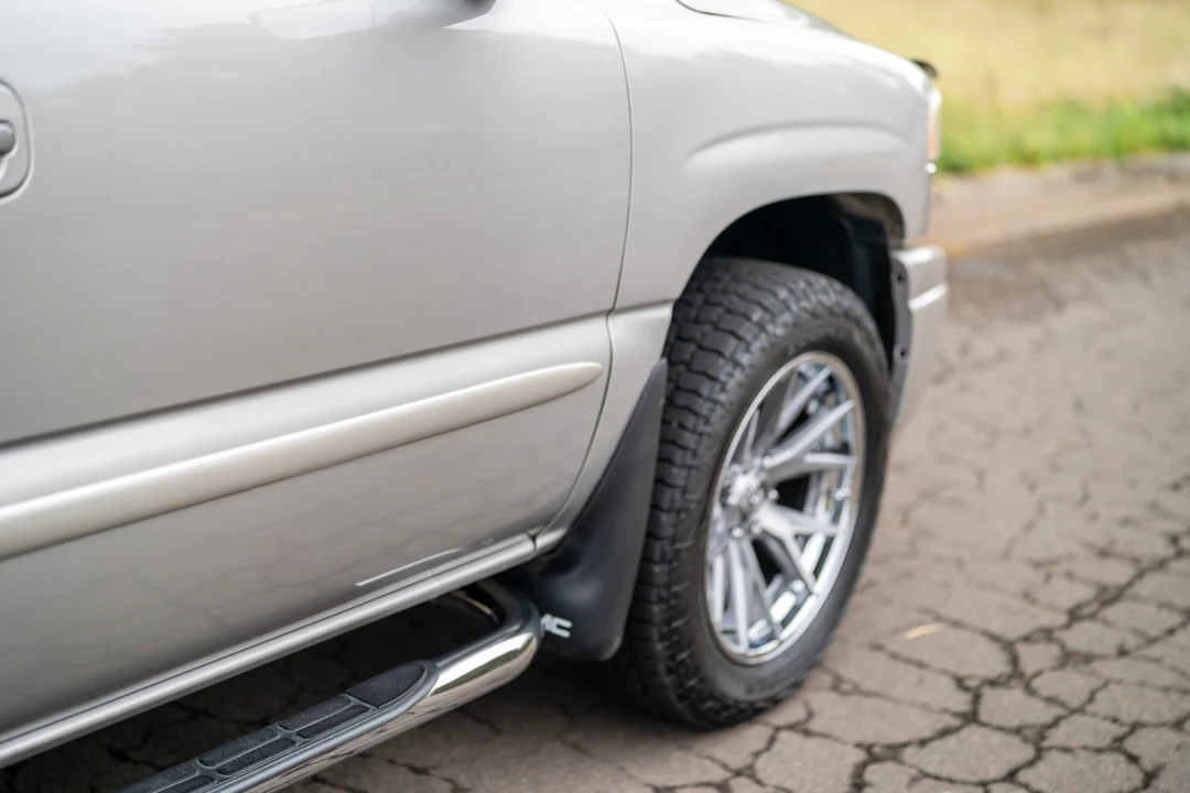 2005 GMC Sierra 2nd Gen - Image 23 of 31