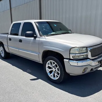 2005 GMC Sierra 1500 Extended Cab SLT