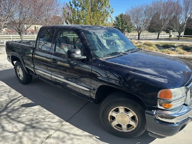 2005 GMC Sierra 2nd Gen - Image 12 of 18