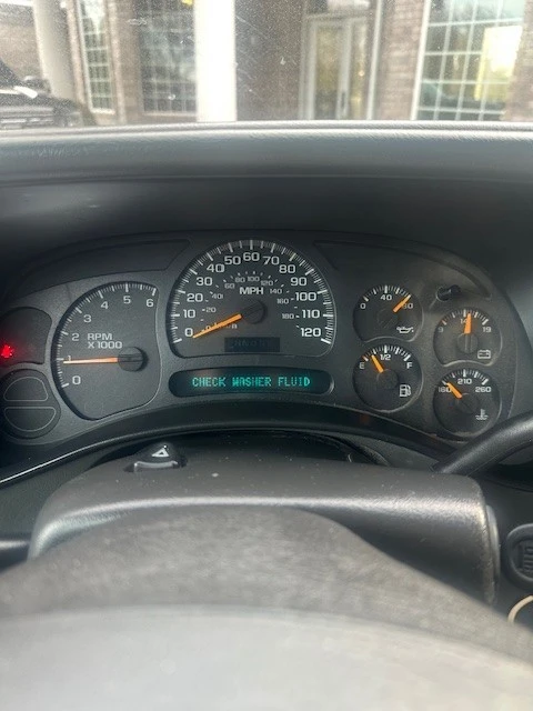 2005 GMC Sierra 2nd Gen - Image 13 of 18