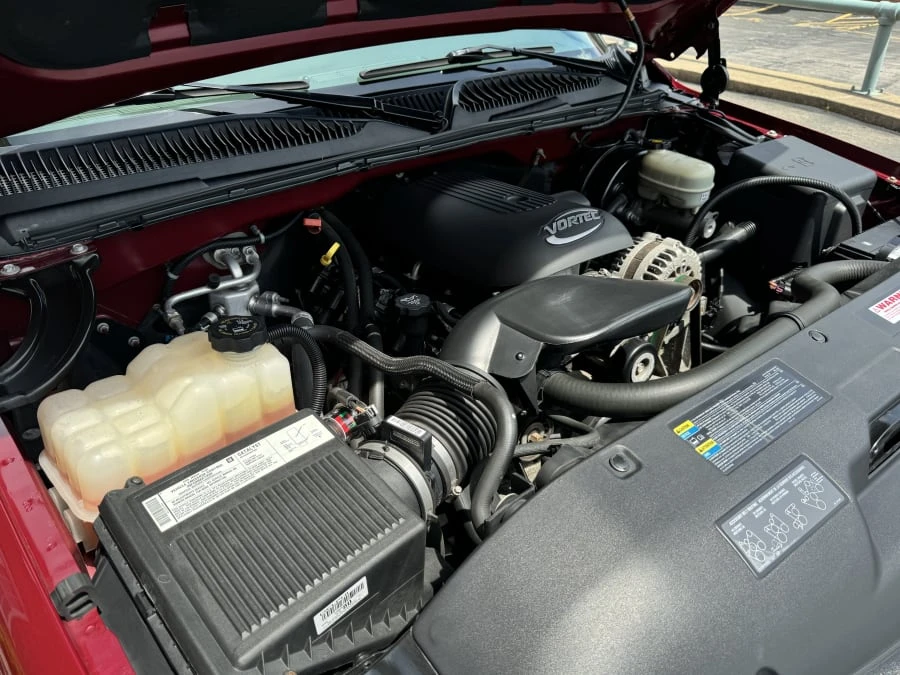 2005 GMC Sierra 2nd Gen - Image 11 of 12