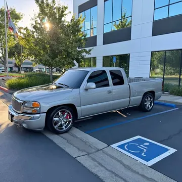 2005 GMC Sierra 1500 RST Regency