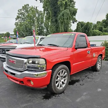 2005 GMC Sierra 1500 Regular Cab SLE Pickup 2D 6 1/2 ft