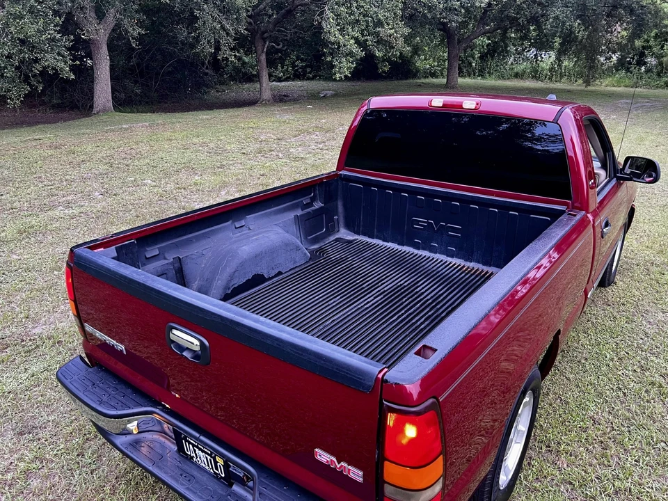 2005 GMC Sierra 2nd Gen - Image 26 of 31