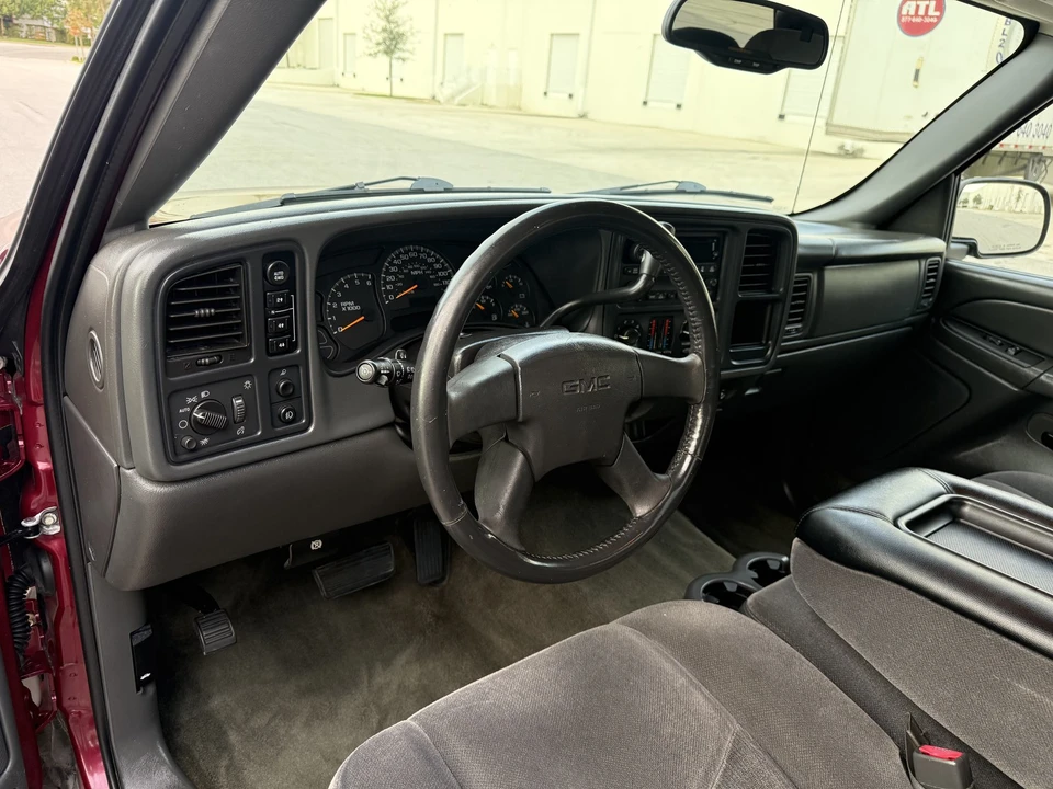 2005 GMC Sierra 1st Gen - Image 14 of 21