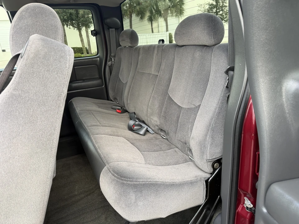 2005 GMC Sierra 1st Gen - Image 17 of 21
