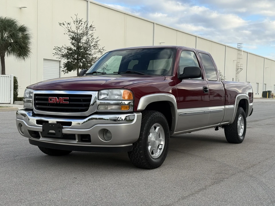 2005 GMC Sierra 1st Gen - Image 5 of 21