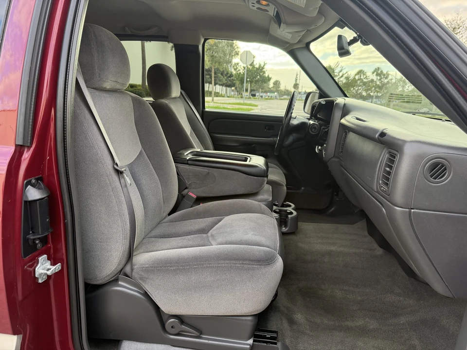 2005 GMC Sierra 1st Gen - Image 15 of 21