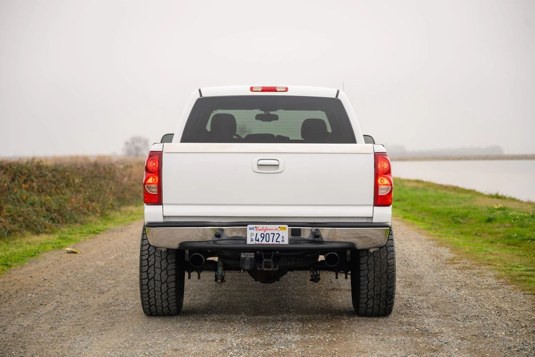 2005 GMC Sierra 2nd Gen - Image 27 of 31