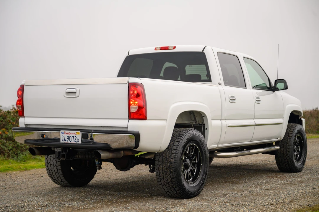 2005 GMC Sierra 2nd Gen - Image 30 of 31