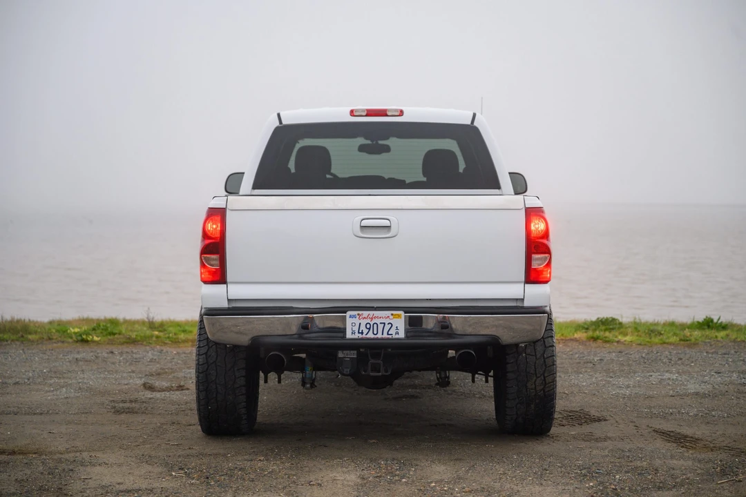 2005 GMC Sierra 2nd Gen - Image 13 of 31