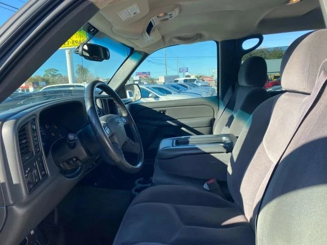 2005 GMC Sierra 1st Gen - Image 11 of 12
