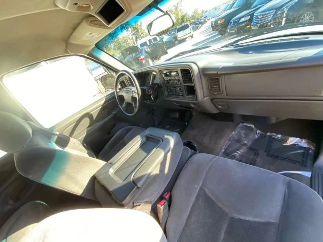 2005 GMC Sierra 1st Gen - Image 9 of 12