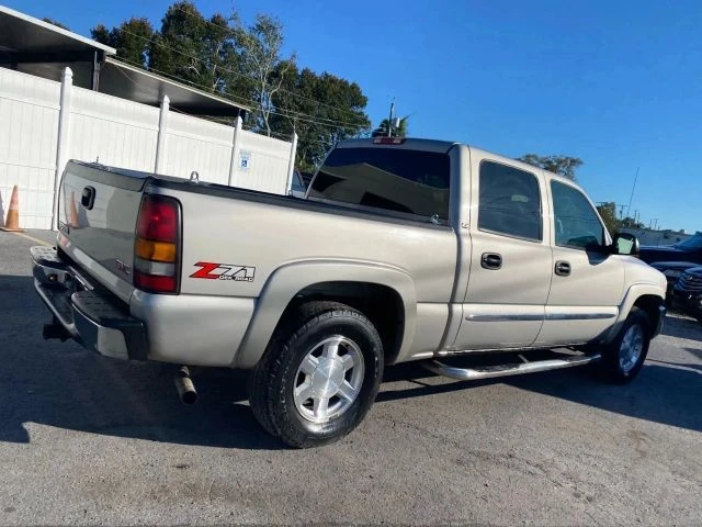 2005 GMC Sierra 1st Gen - Image 4 of 12