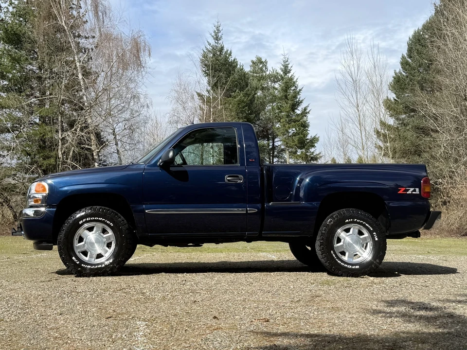 2005 GMC Sierra 2nd Gen - Image 28 of 31