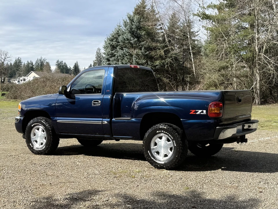 2005 GMC Sierra 2nd Gen - Image 26 of 31