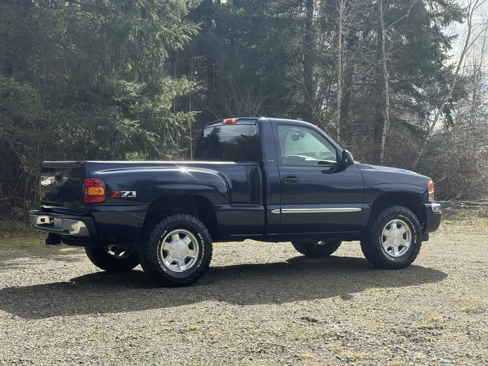 2005 GMC Sierra 2nd Gen - Image 16 of 31