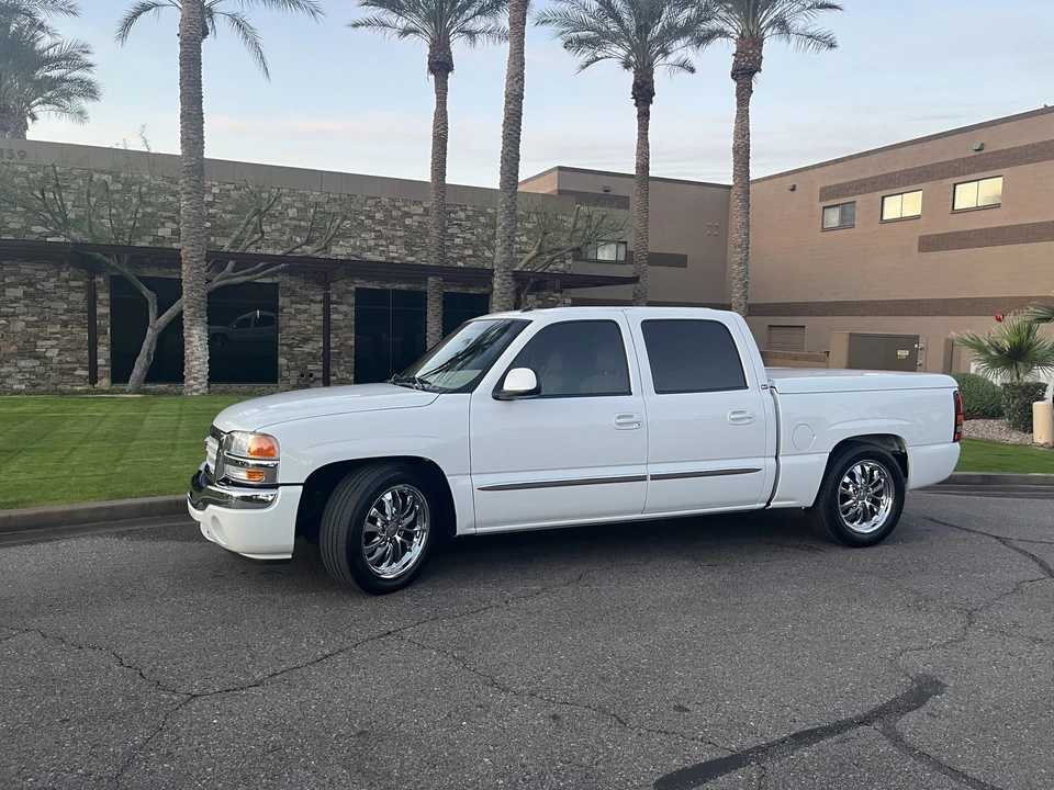 2005 GMC Sierra 2nd Gen - Image 31 of 31