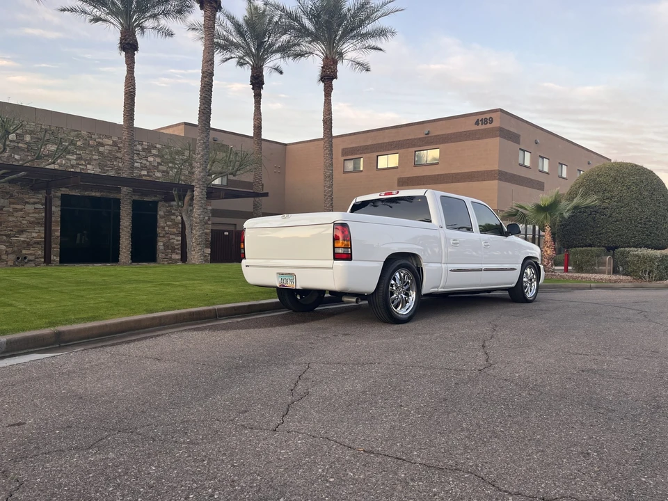 2005 GMC Sierra 2nd Gen - Image 16 of 31
