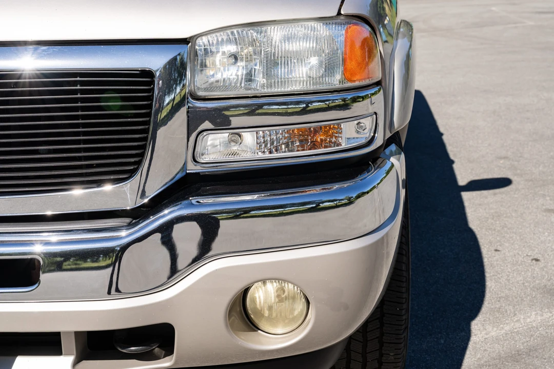 2005 GMC Sierra 2nd Gen - Image 12 of 31
