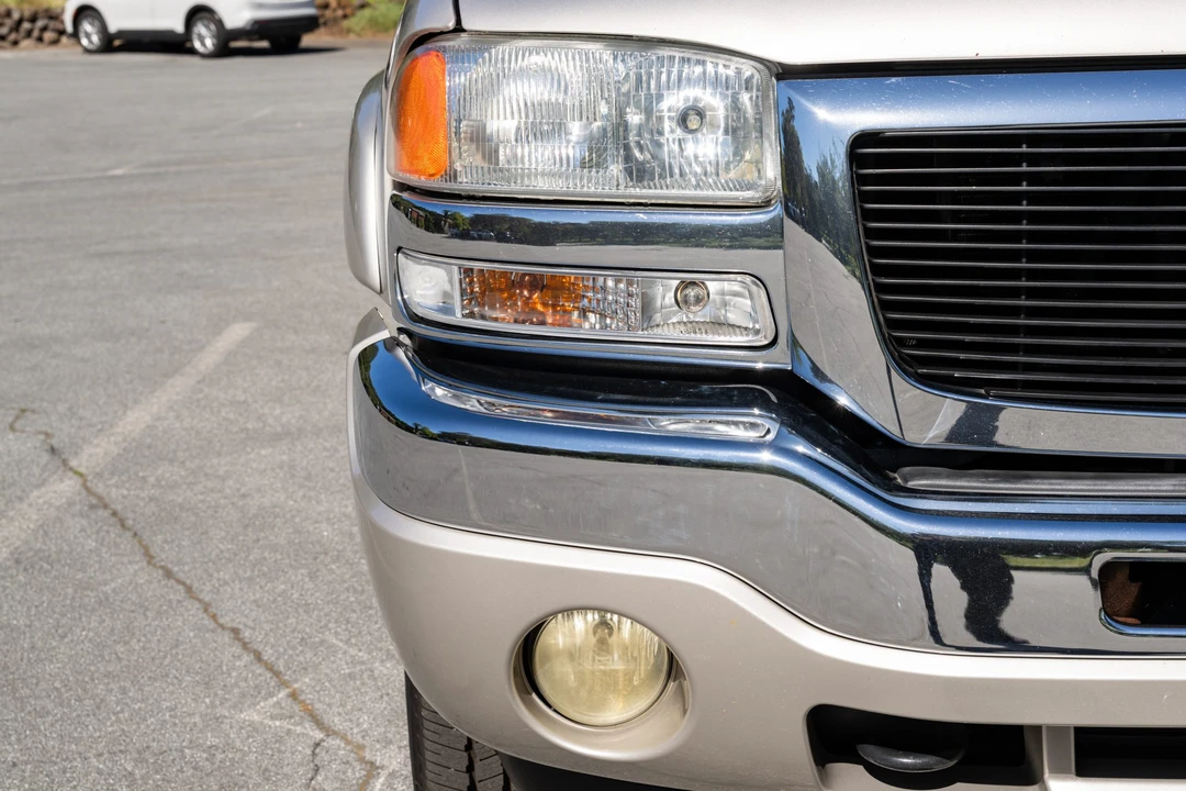 2005 GMC Sierra 2nd Gen - Image 11 of 31