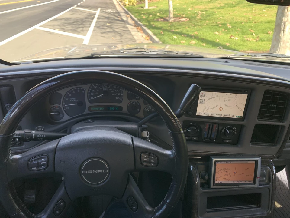 2005 GMC Sierra 2nd Gen - Image 24 of 31