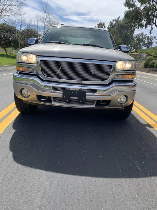 2005 GMC Sierra 2nd Gen - Image 4 of 31