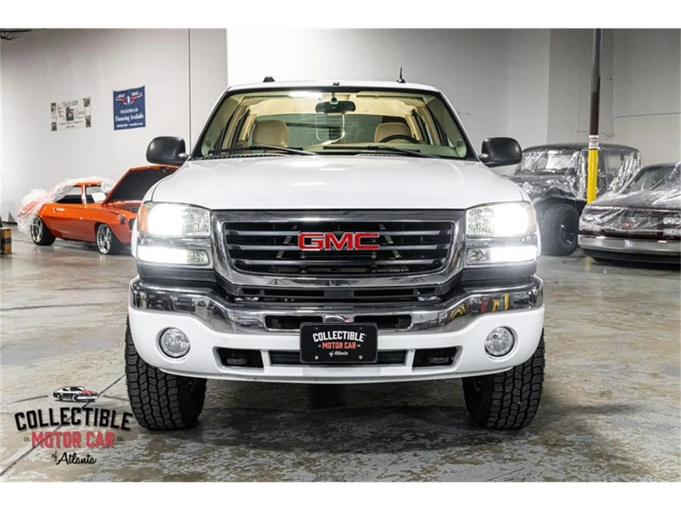 2005 GMC Sierra 2nd Gen - Image 6 of 31