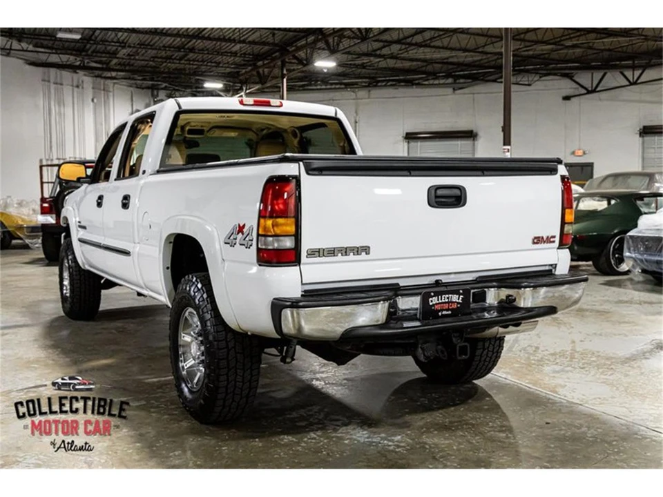 2005 GMC Sierra 2nd Gen - Image 16 of 31