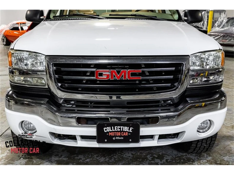 2005 GMC Sierra 2nd Gen - Image 21 of 31
