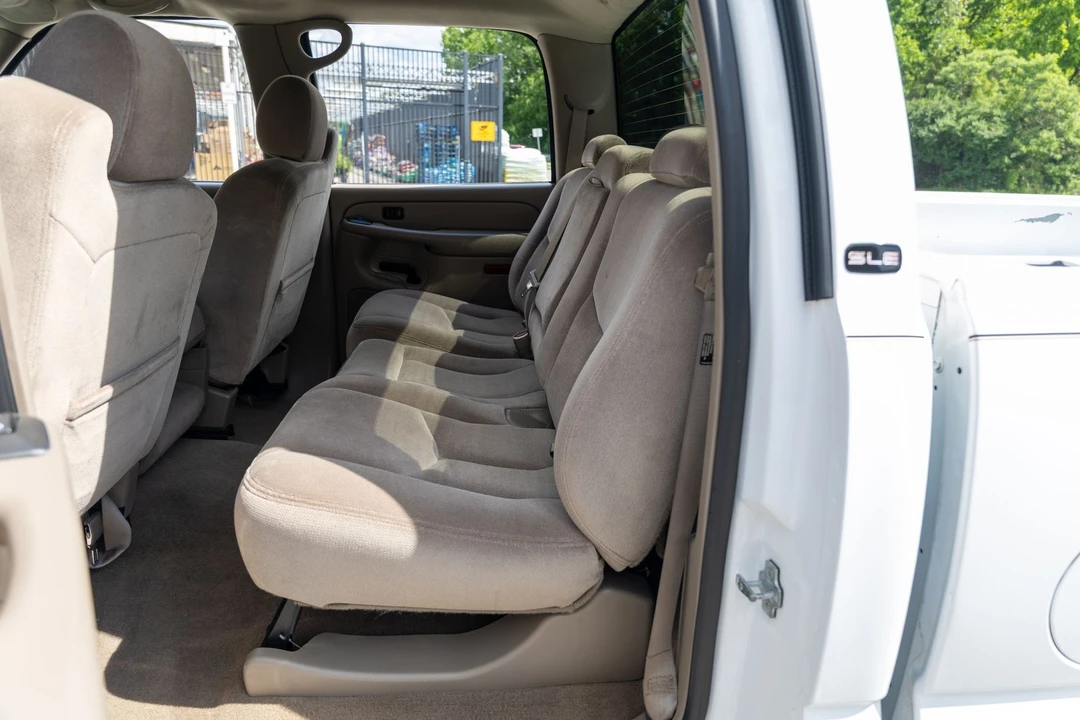 2005 GMC Sierra Heavy Duty 2nd Gen - Image 29 of 31