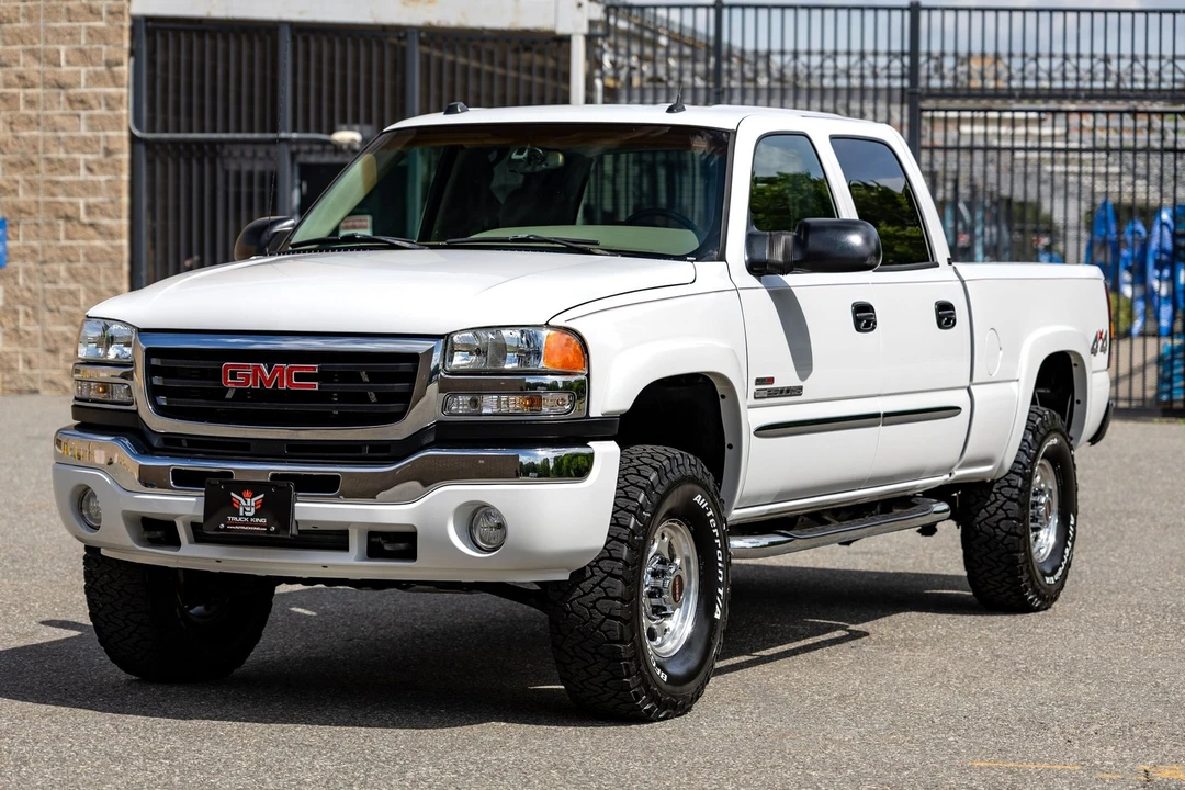 2005 GMC Sierra Heavy Duty 2nd Gen - Image 20 of 31