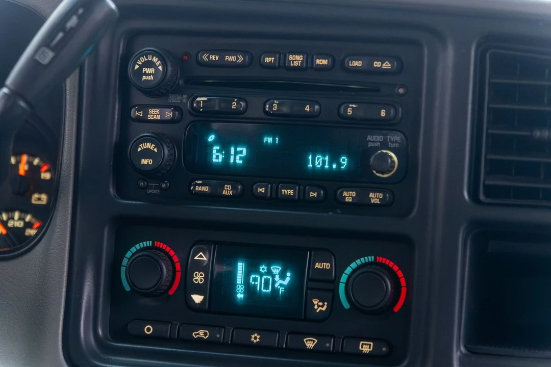 2005 GMC Sierra 1st Gen - Image 21 of 21