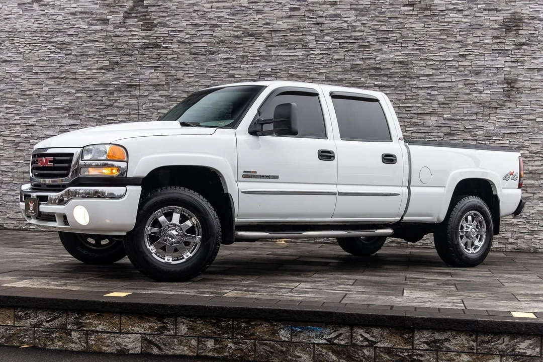2005 GMC Sierra 1st Gen - Image 4 of 21