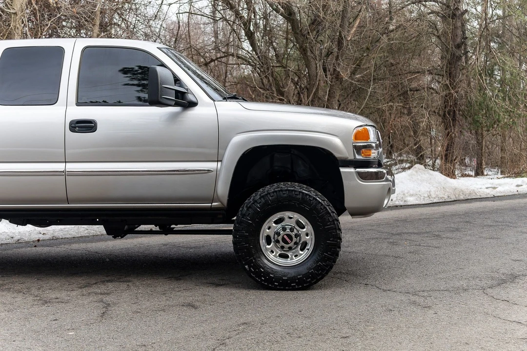 2005 GMC Sierra 1st Gen - Image 16 of 21