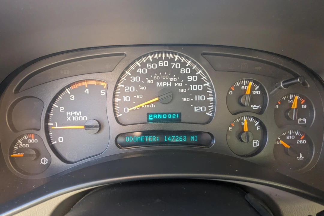 2005 GMC Sierra Heavy Duty 2nd Gen - Image 26 of 31