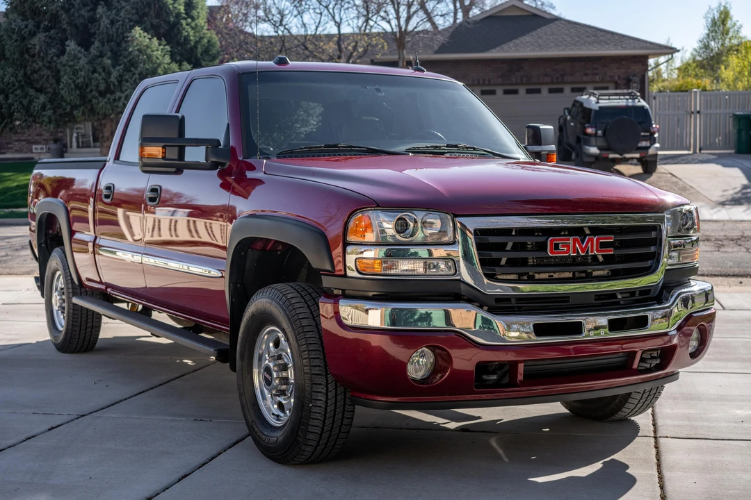 2005 GMC Sierra Heavy Duty 2nd Gen - Image 9 of 31