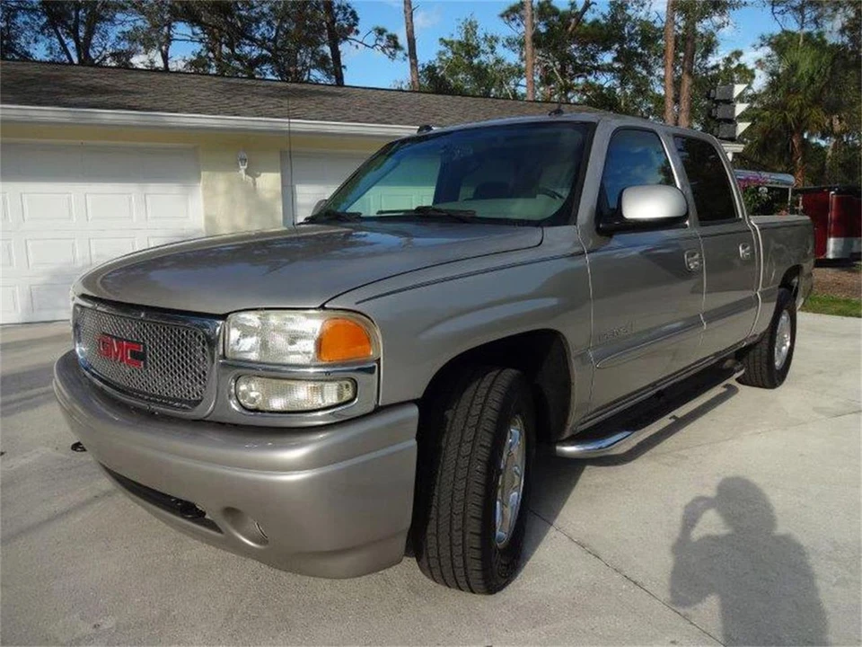 2005 GMC Sierra 2nd Gen - Image 16 of 31