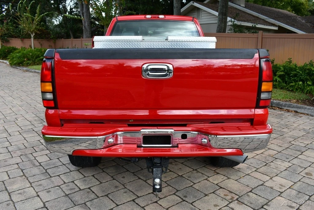 2005 GMC Sierra 1st Gen - Image 9 of 21