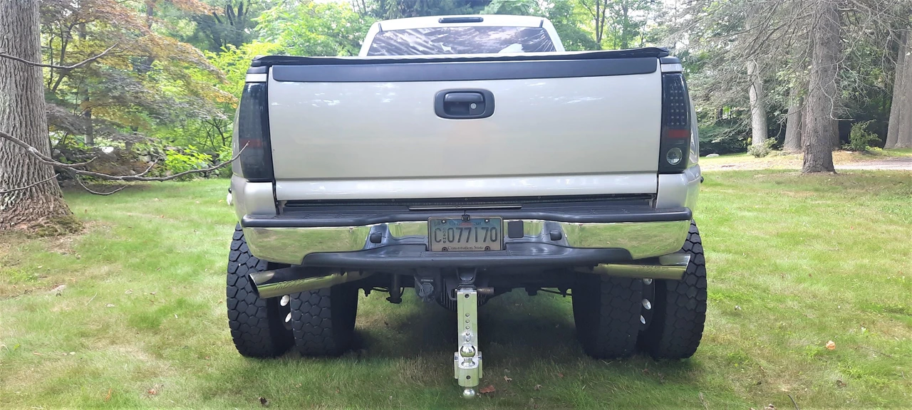 2005 GMC Sierra Heavy Duty 2nd Gen - Image 25 of 31