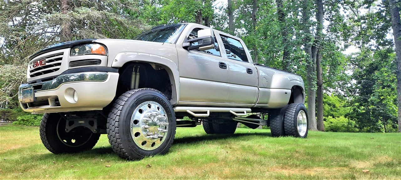2005 GMC Sierra Heavy Duty 2nd Gen - Image 22 of 31