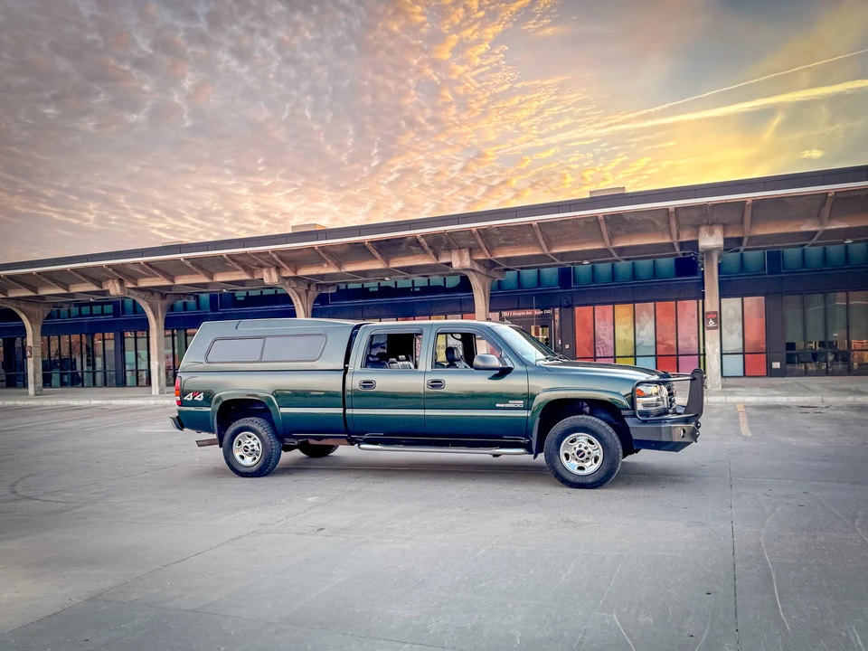2005 GMC Sierra Heavy Duty 2nd Gen - Image 14 of 31