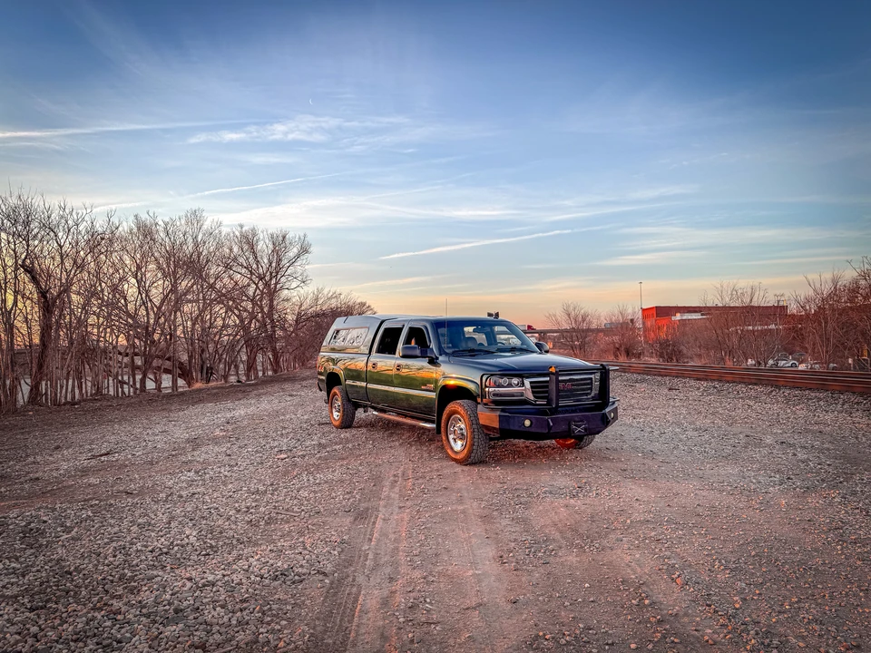 2005 GMC Sierra Heavy Duty 2nd Gen - Image 10 of 31